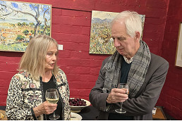 Local Carlton gallery unveils annual Christmas exhibition