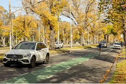 Council boosts bike lane funding in final budget after community pressure