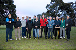 Lord Mayor tees off at Royal Park Golf Club, backs future of city golf
