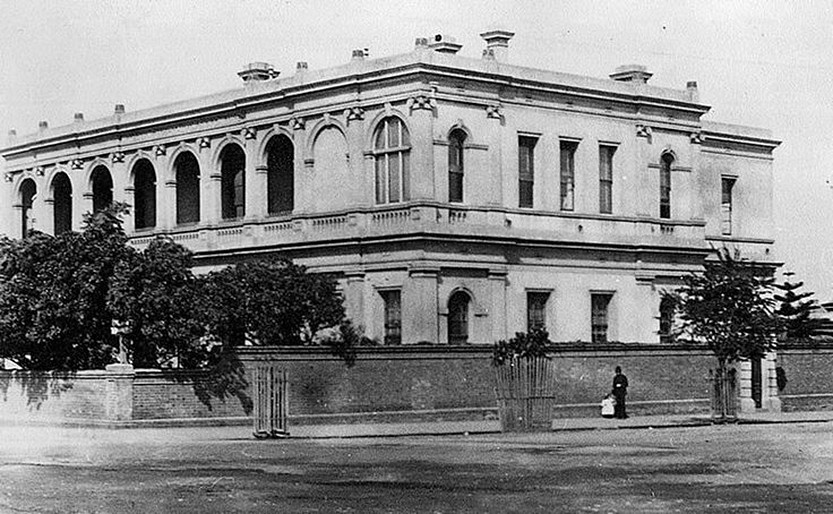 59-Column-Carlton-History-1.jpg