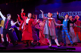 60-Academy---Mary-Poppins-3.jpg