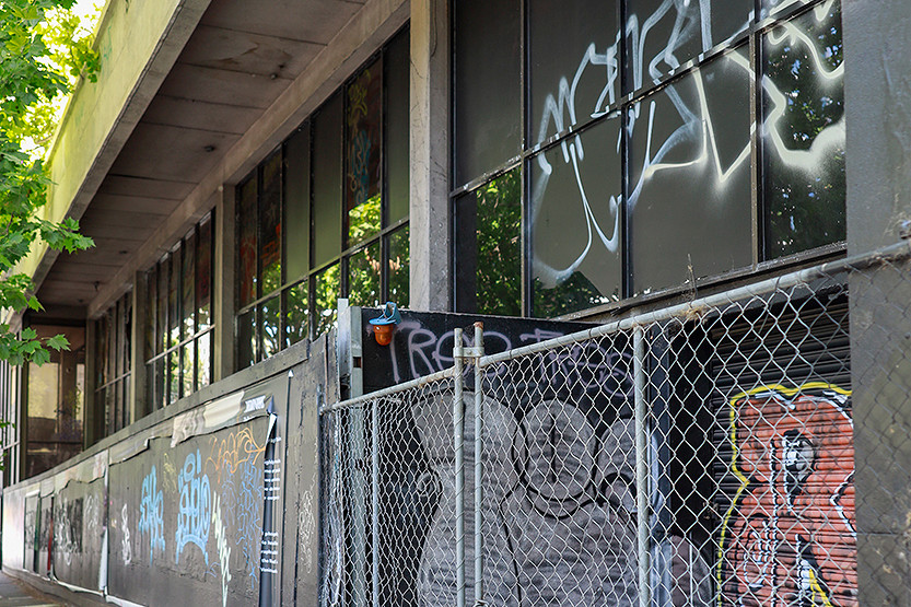 New powers target Carlton eyesore