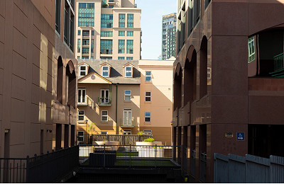 61-East-Melbourne-Rentals-1.jpg